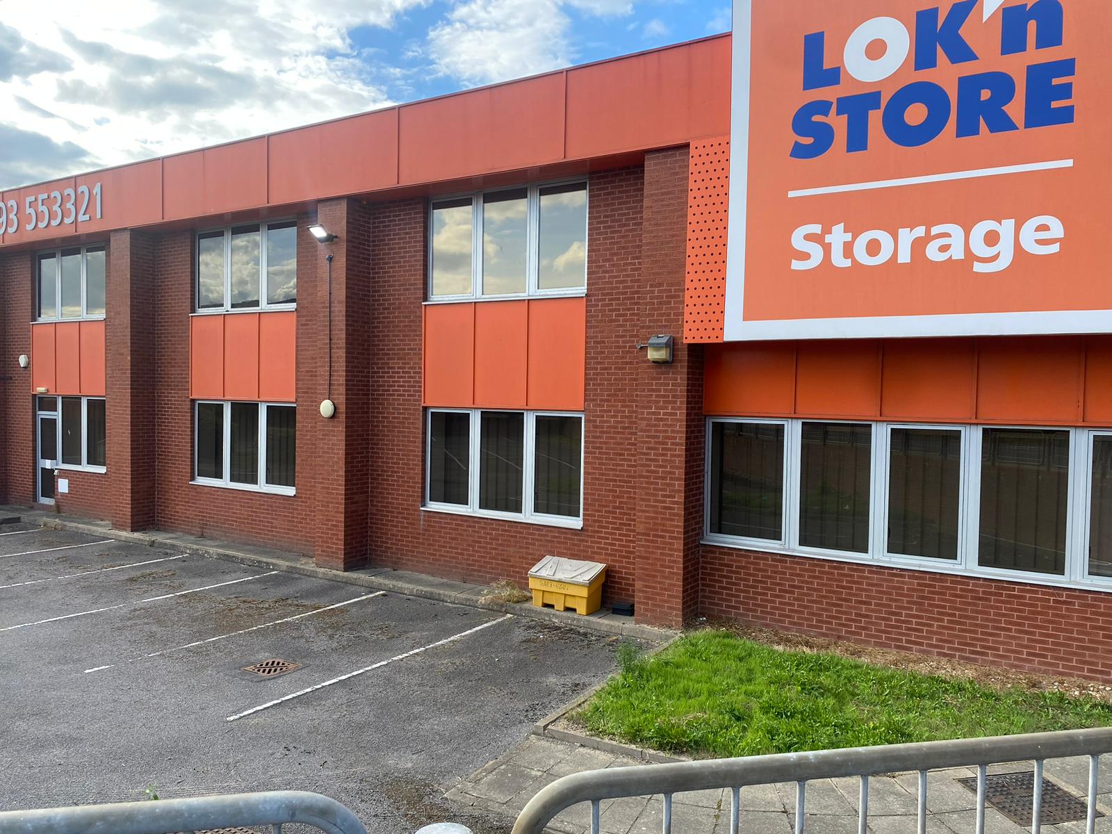 LoknStore - Crawley (9)
